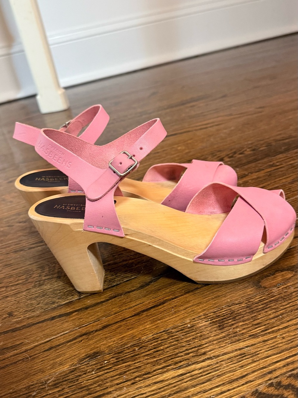 Swedish Hasbeens Pink Wooden Platform Clog - Picture 6 of 7